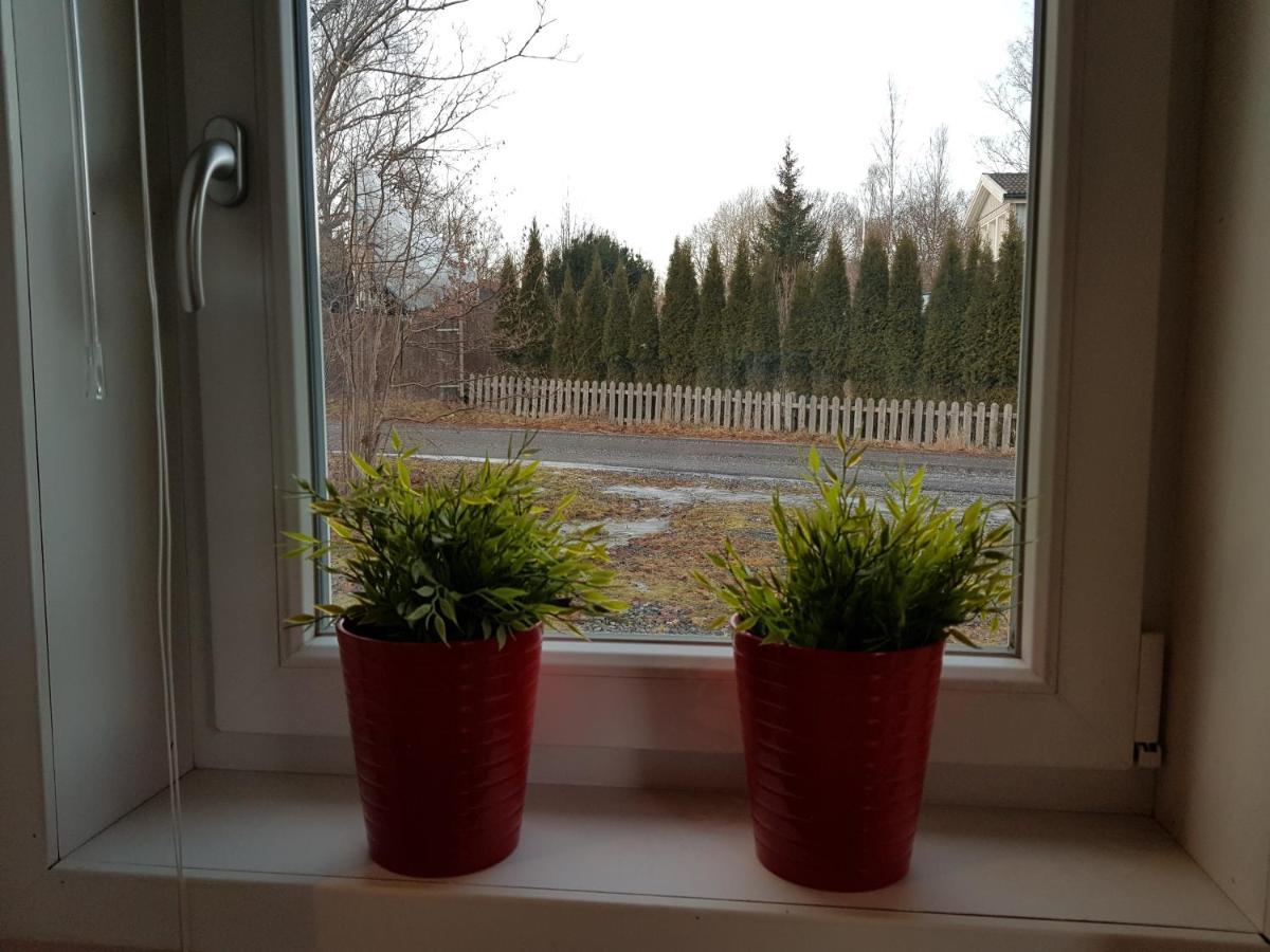 فيلا Lillhuset Naera Stockholm Tungelsta المظهر الخارجي الصورة
